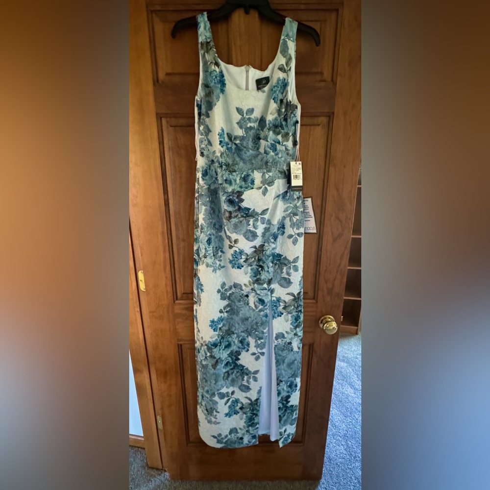 Adrianna Papele blue floral gown. Tags still attached.